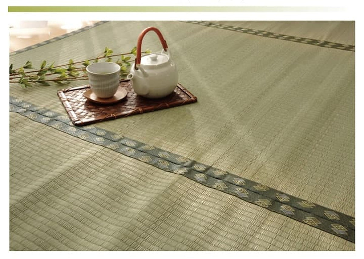 Organic Japanese Tatami 176×176 cm (2-jo) — lifestyle
